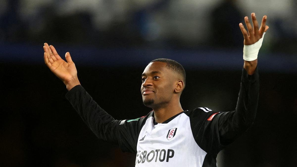 Premier League: Chelsea signs defender Tosin Adarabioyo from Fulham